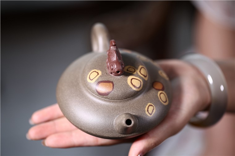姚华君作品 自在图片