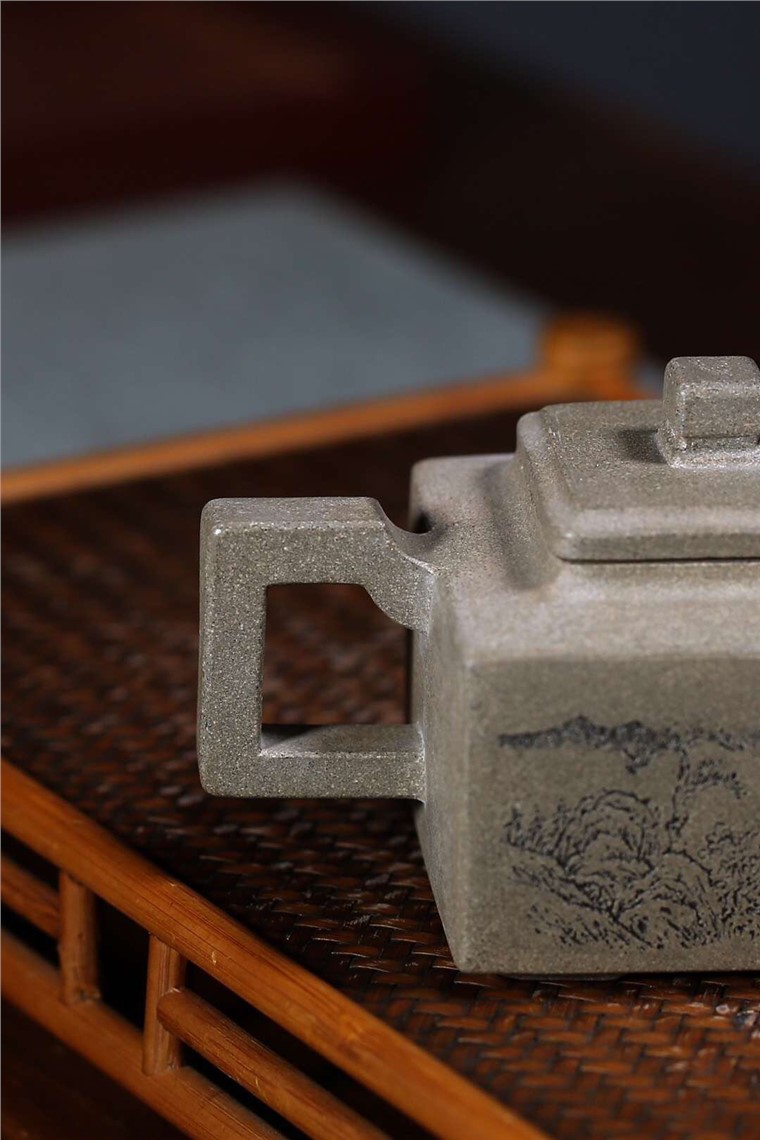庄其芳作品 亚明四方图片