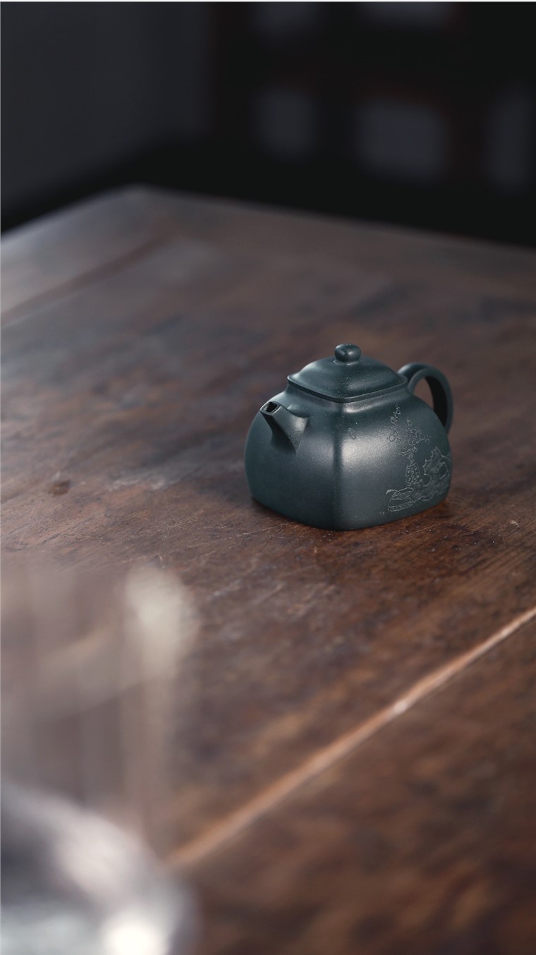 庄亚新作品 坦然四方图片