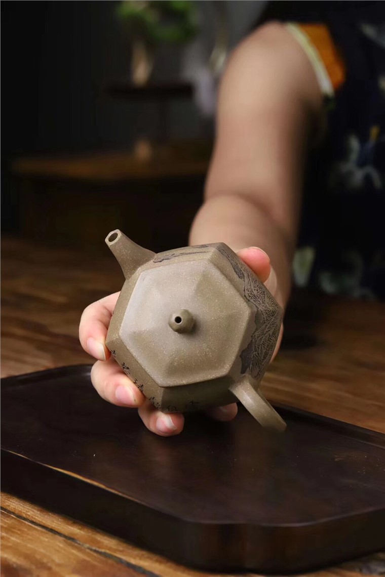范文杰作品 六方矮潘图片