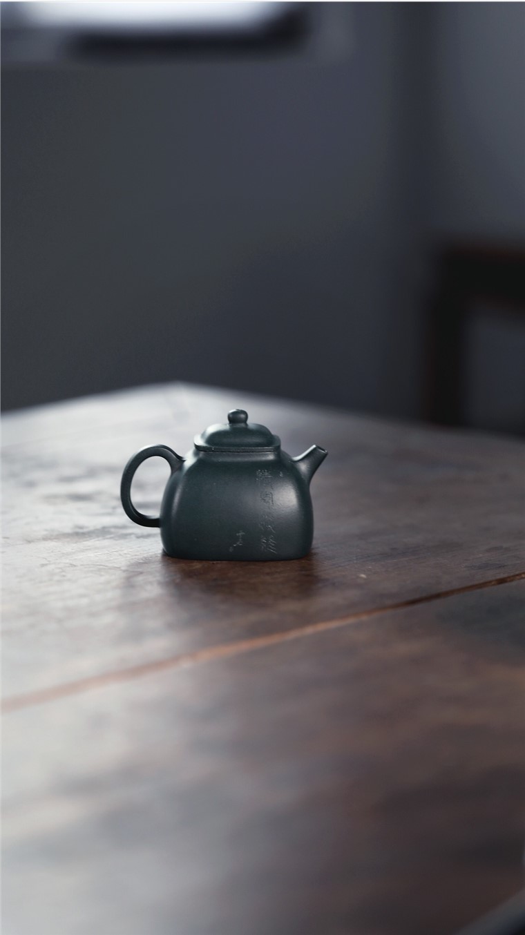 庄亚新作品 坦然四方图片