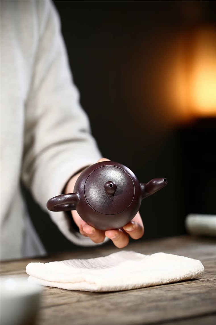 姚玲香作品 美人肩图片