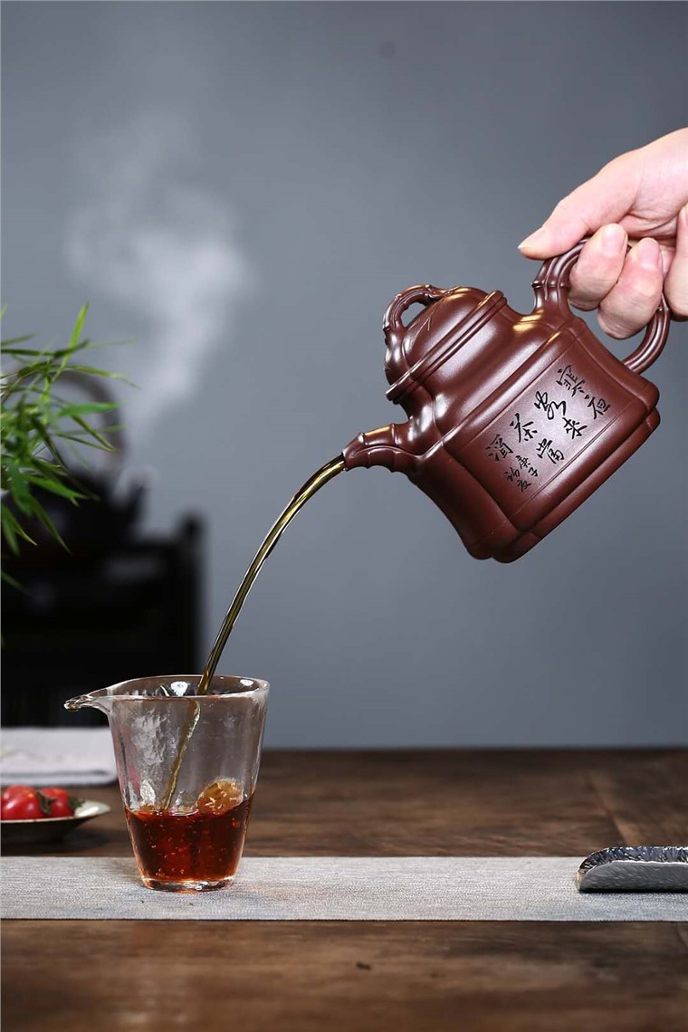 周洪明作品 四方竹鼎