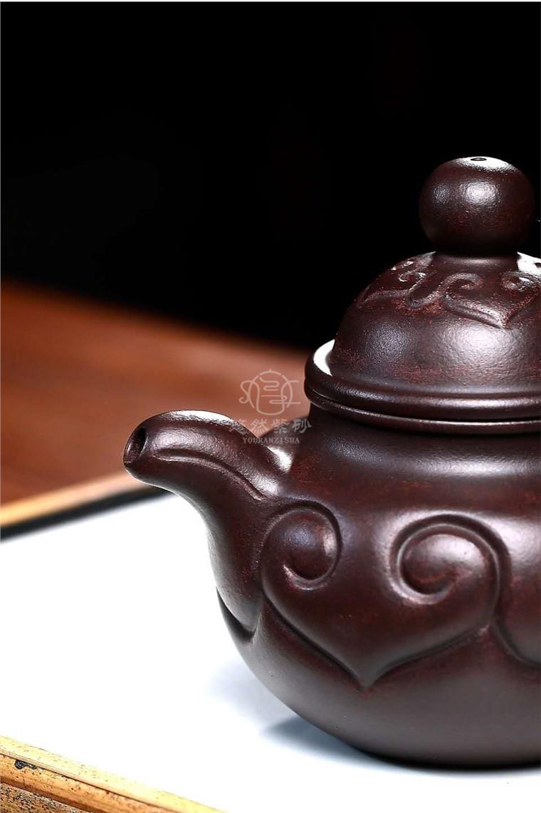 许莘梓作品 如意掇球图片
