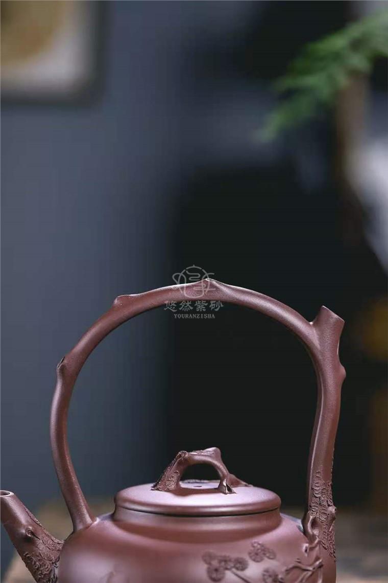 范微琴作品 提梁古松图片