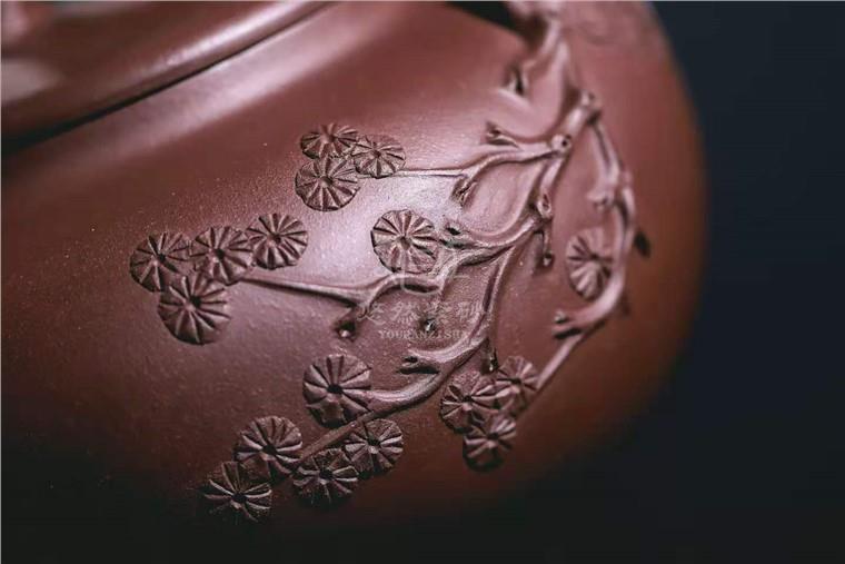 范微琴作品 提梁古松图片