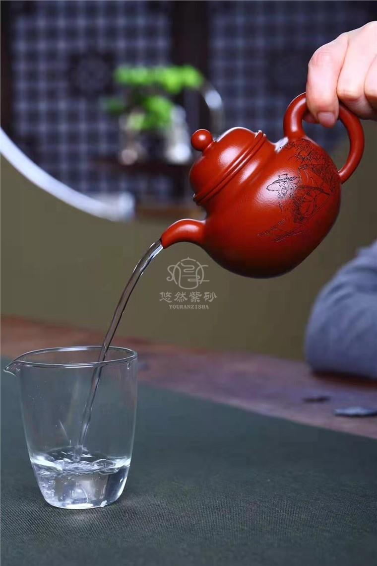 文盛作品 掇球