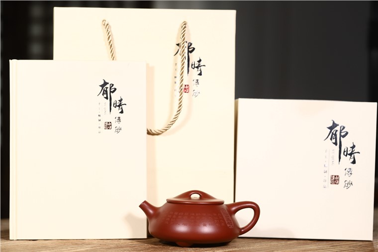 郁晴作品 景舟石瓢图片