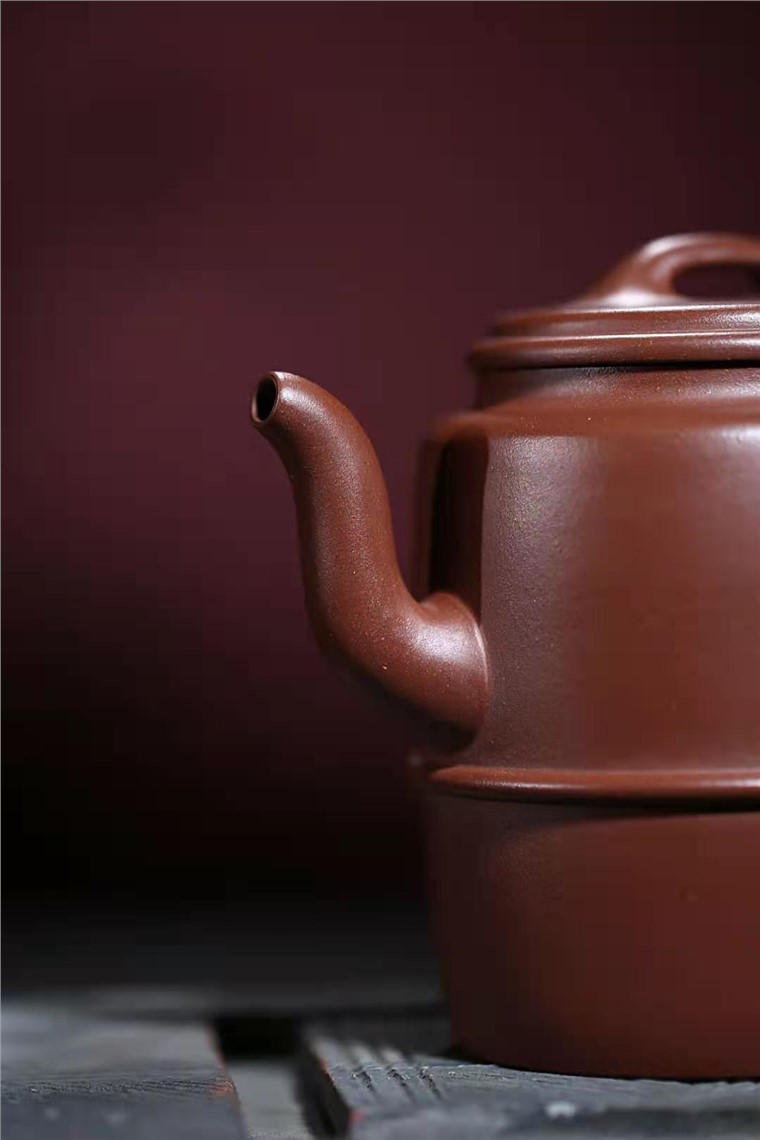 许华芳作品 锦缘壶图片