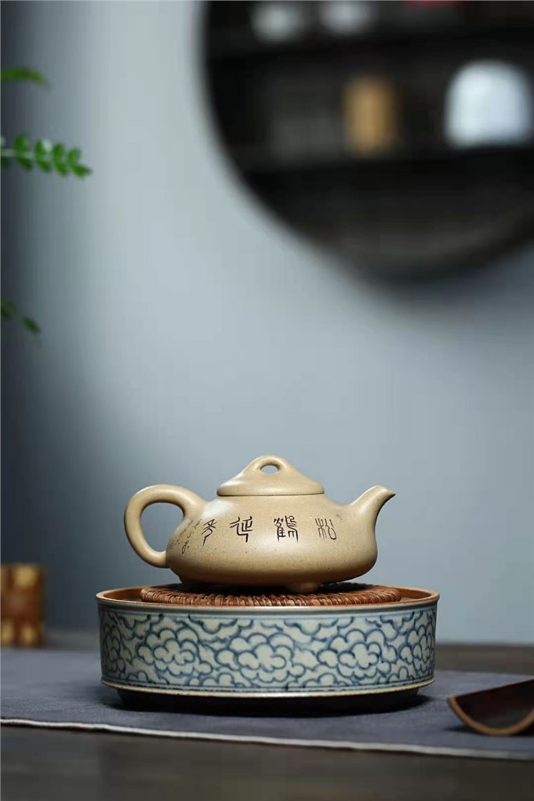 范林强作品 三足乳瓢图片