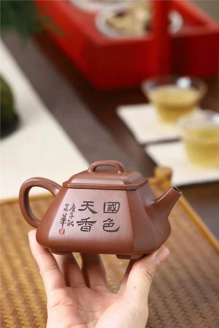 郭余华作品 八方石瓢图片