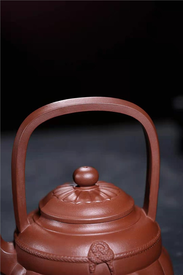王国祥作品 裙花提梁图片