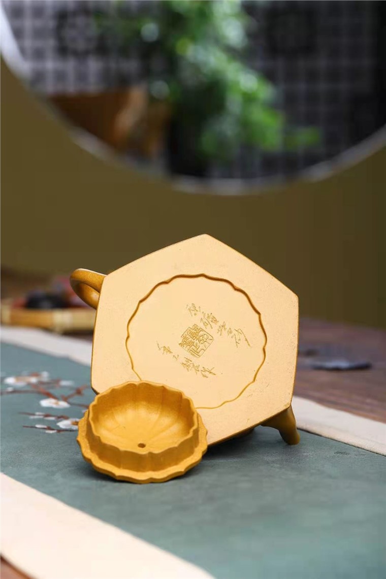 郭余华作品 六方水仙