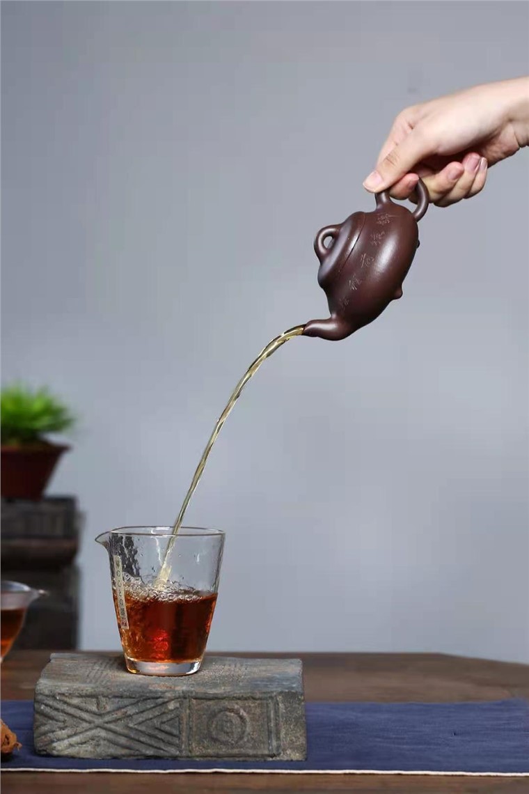 陈顺根作品 汉棠石瓢