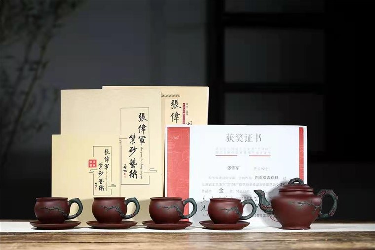 张伟军作品 四季常青套组图片