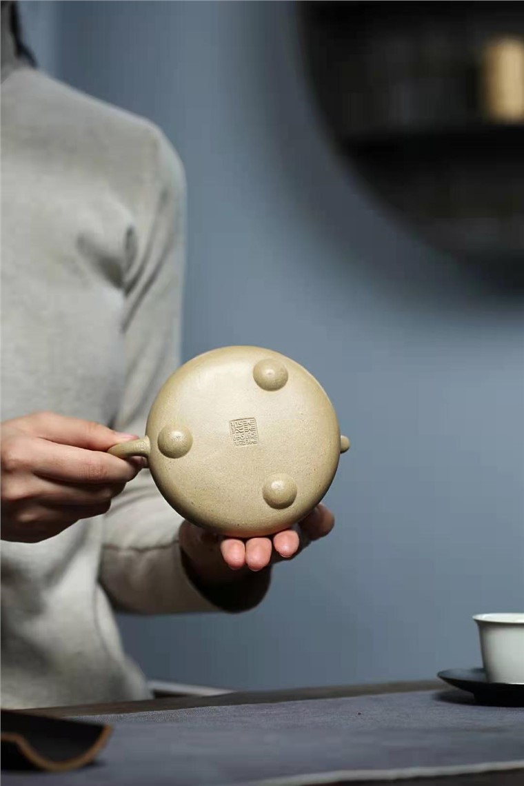 范林强作品 三足乳瓢图片