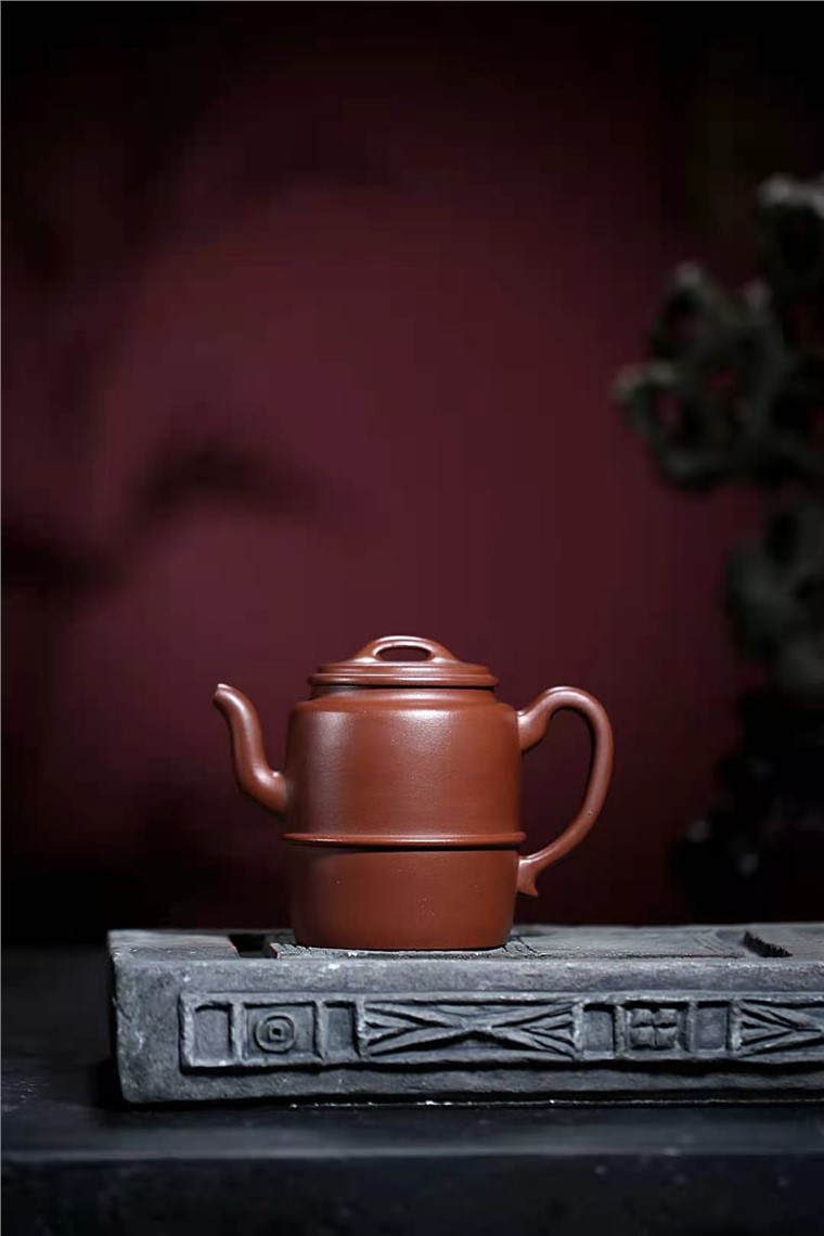 许华芳作品 锦缘壶图片