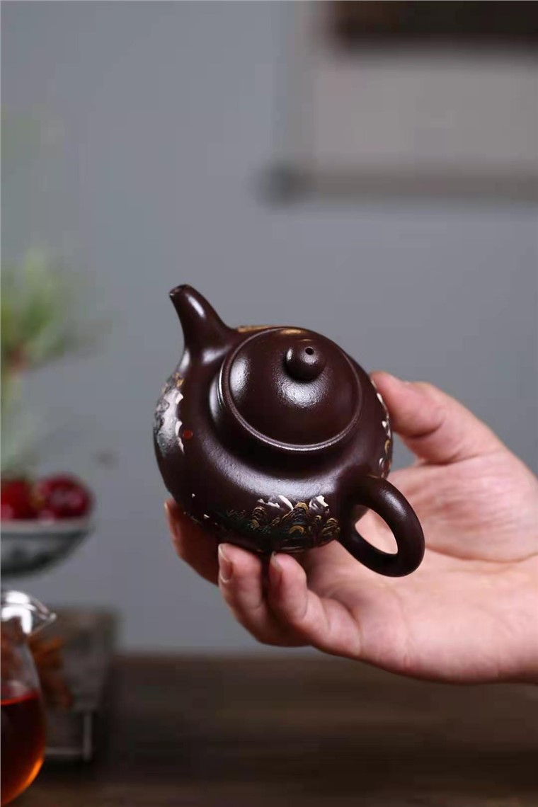 陈顺根作品 泥绘掇球壶图片