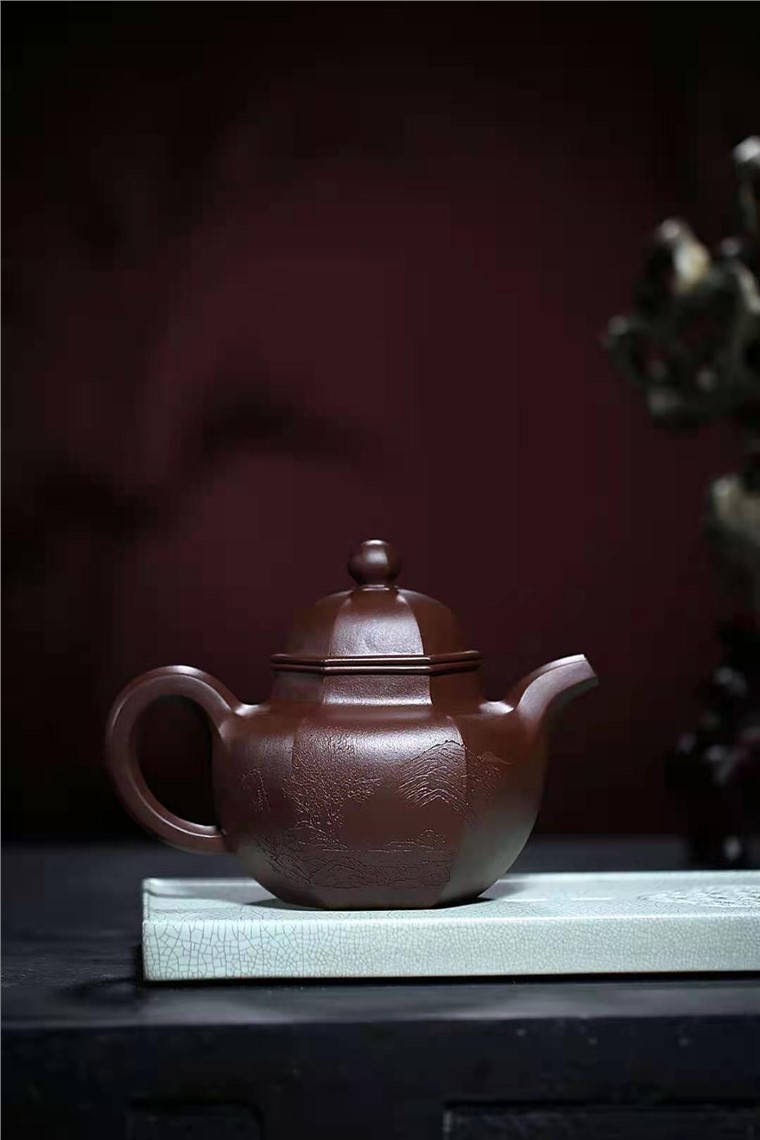 王国祥作品 六方掇球图片