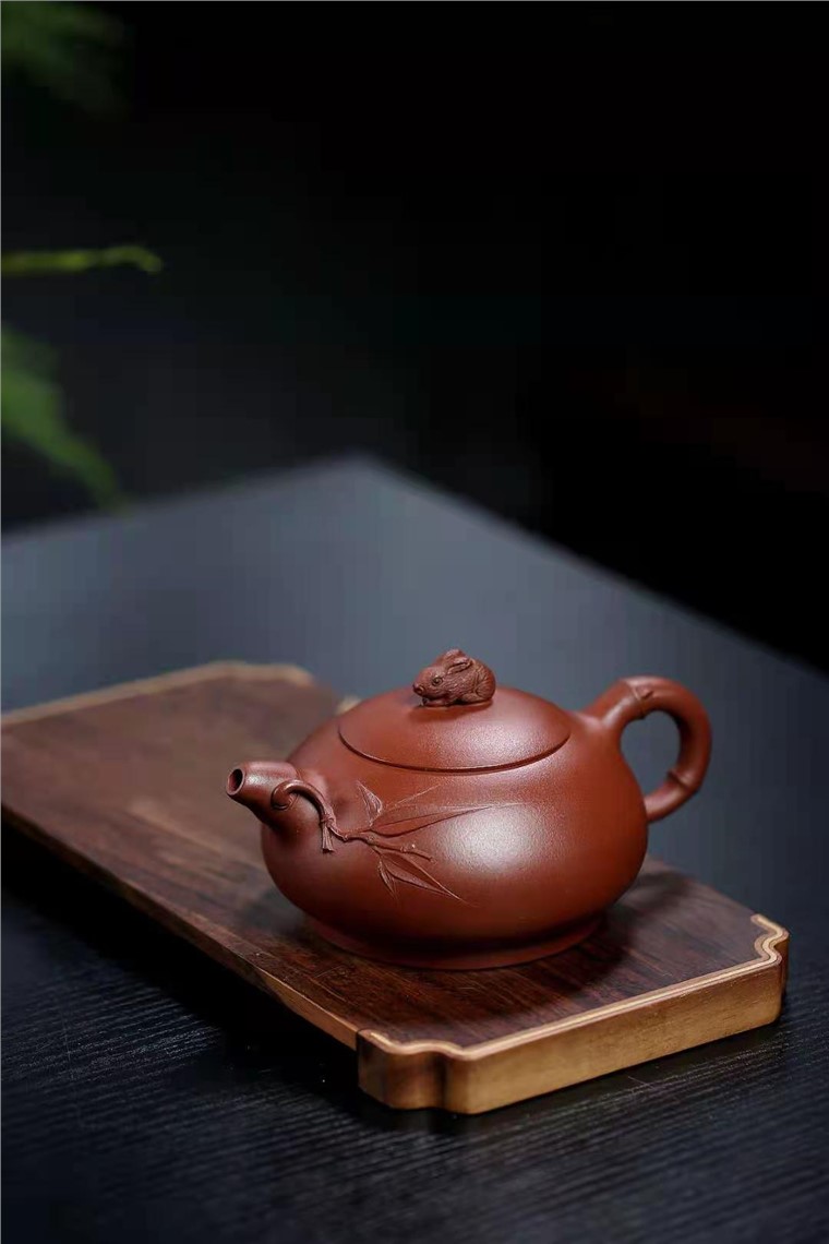 王国祥作品 玉兔呈祥图片