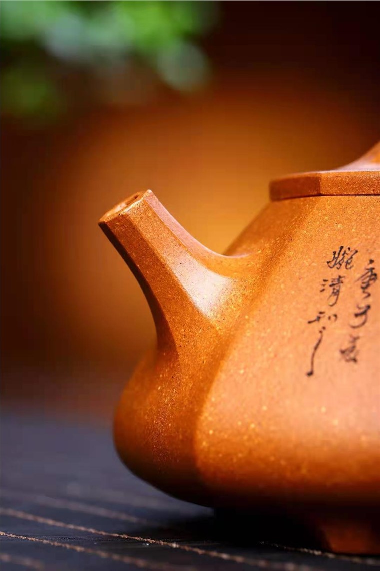 庄其芳作品 八方石瓢图片