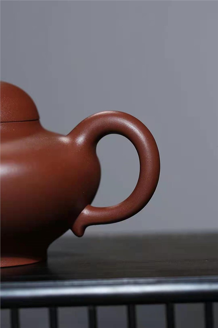 陈亚萍作品 华颖图片