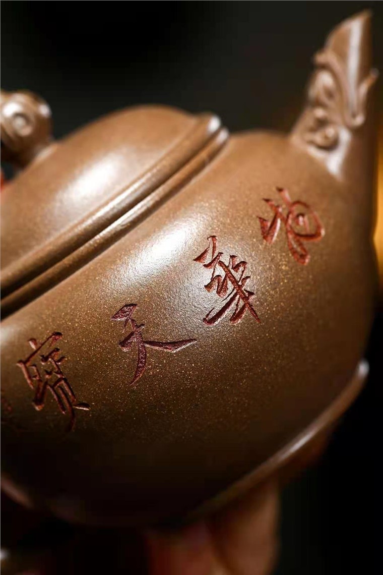 朱正琴作品 龙御水平图片