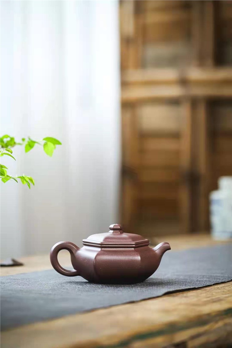 牟锦芬作品 六方仿古图片