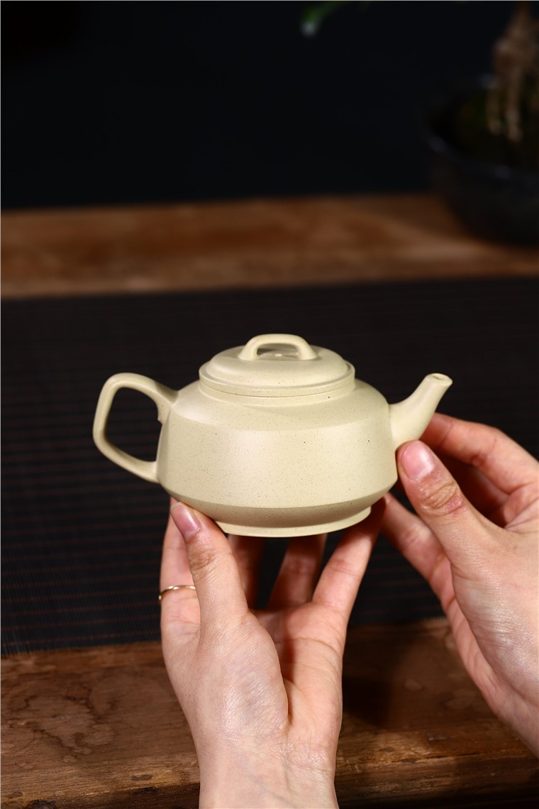 周莹作品 心经桥鼎图片