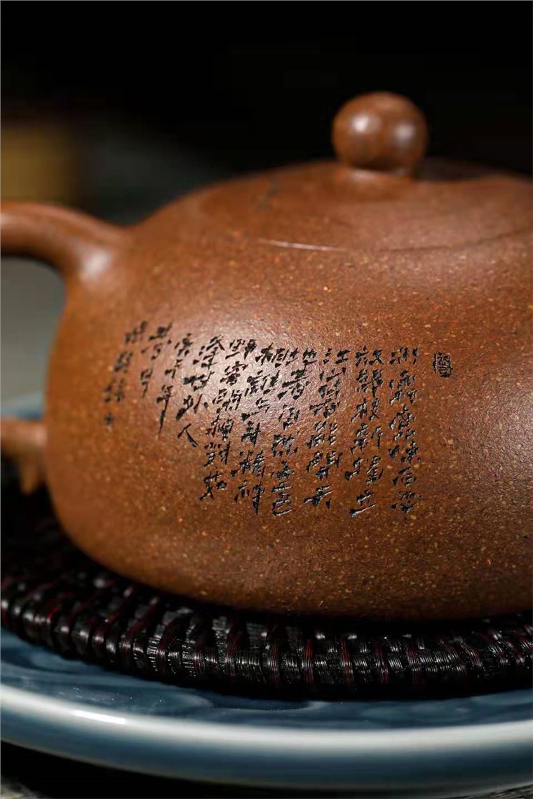 王岳龄作品 半月图片