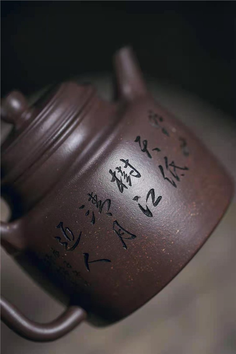 牟锦芬作品 高德钟图片