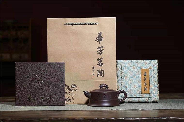 许华芳作品 玉龙