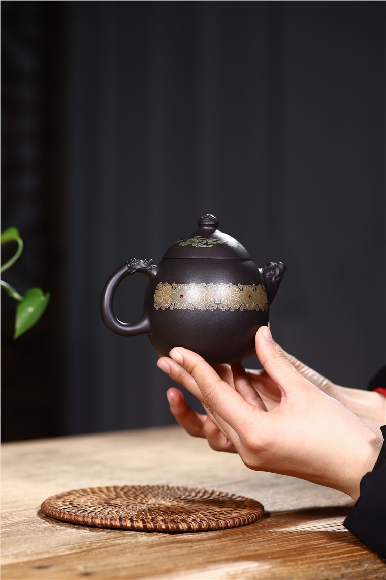 范君浩作品 龙蛋图片