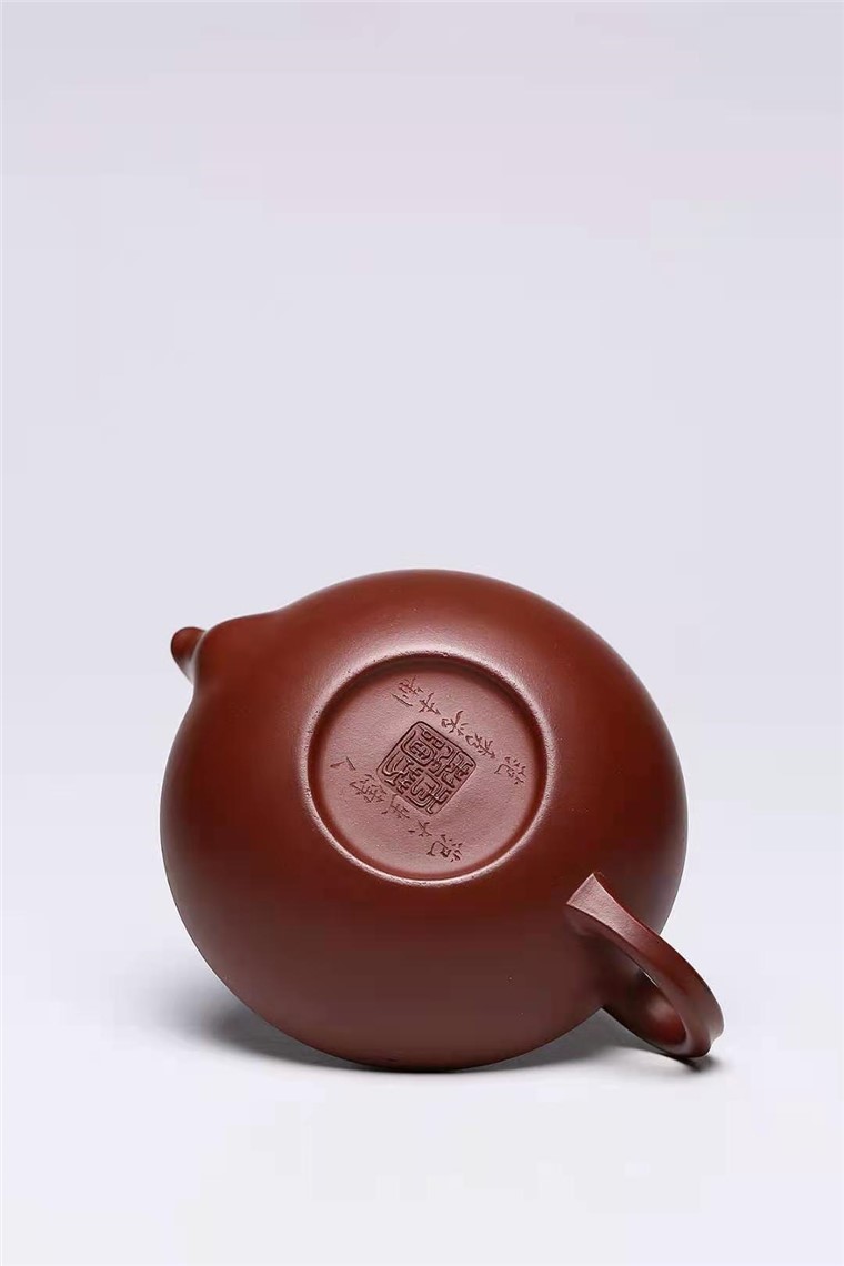 范秀芳作品 扁石