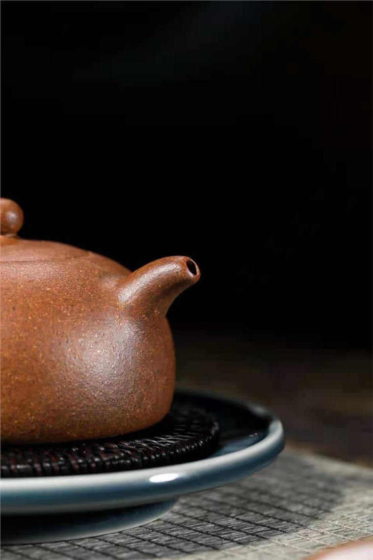 王岳龄作品 半月图片