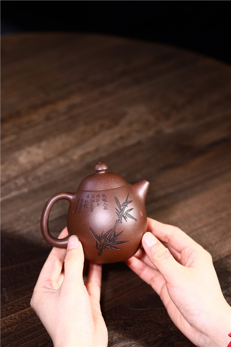 徐勤作品 龙蛋图片