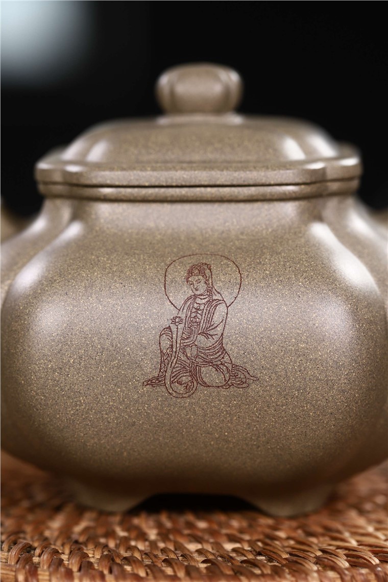 徐勤作品 抽角传炉图片