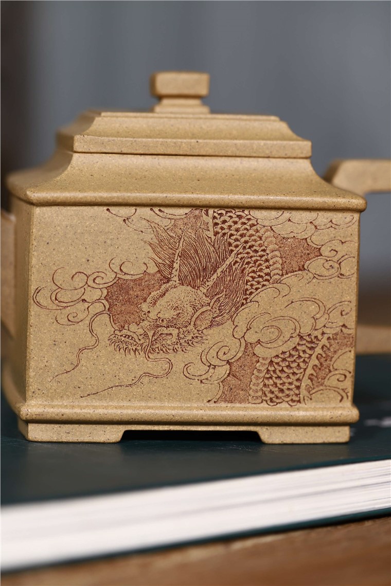 范君浩作品 砂海游龙图片