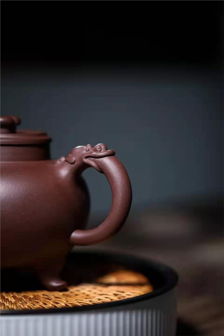 王岳龄作品 和鸣壶图片