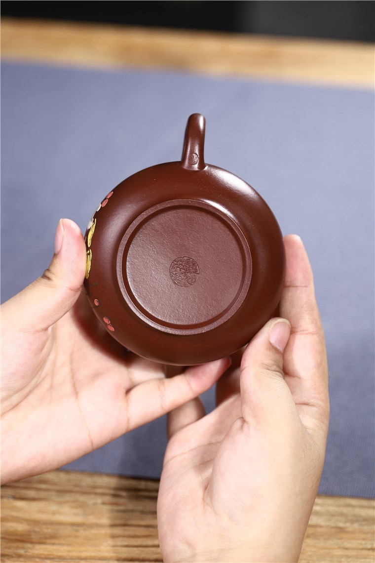 顾旭英作品 华钟