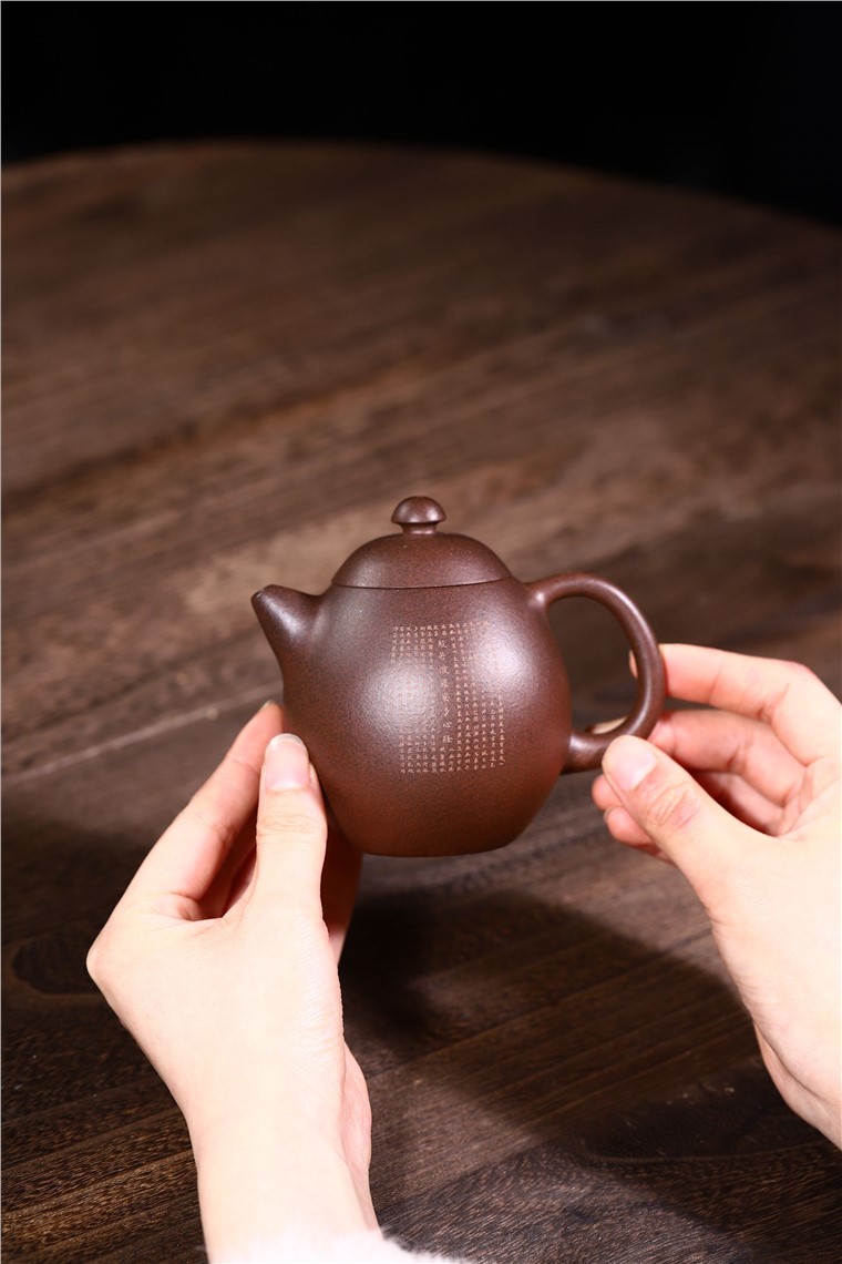 徐勤作品 龙蛋图片