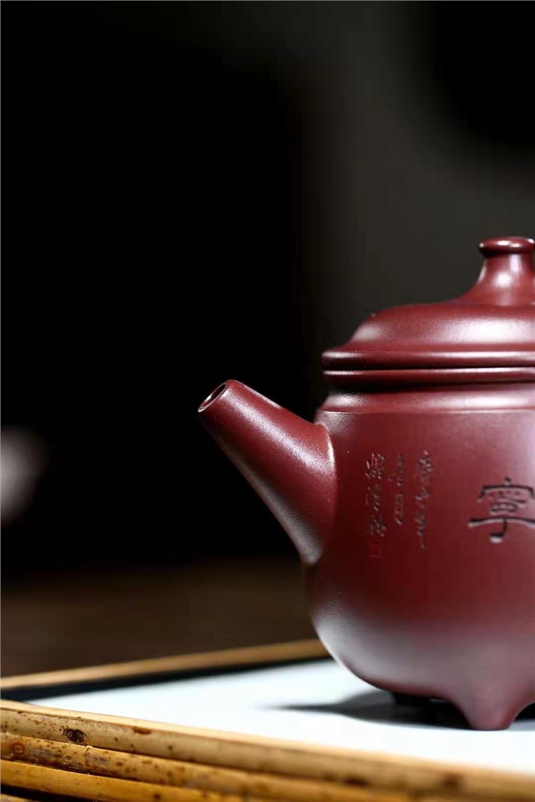 朱正琴作品 三足鼎图片