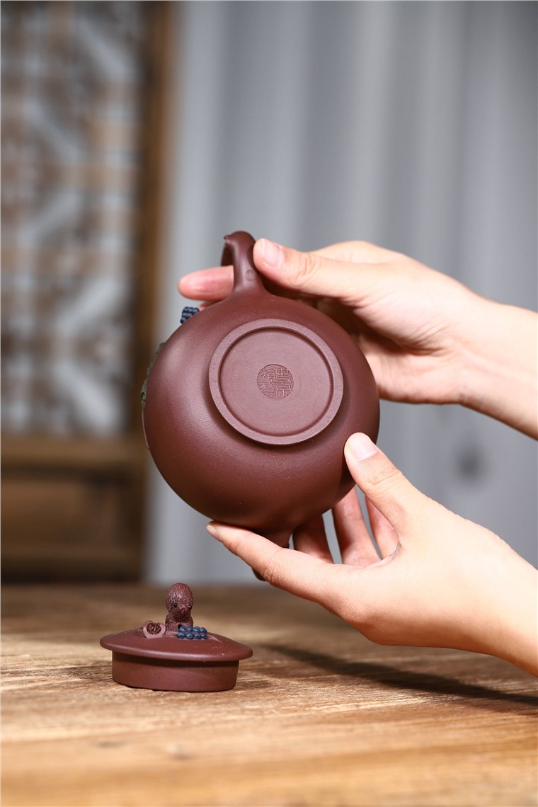 史宗娟作品 松鼠葡萄图片