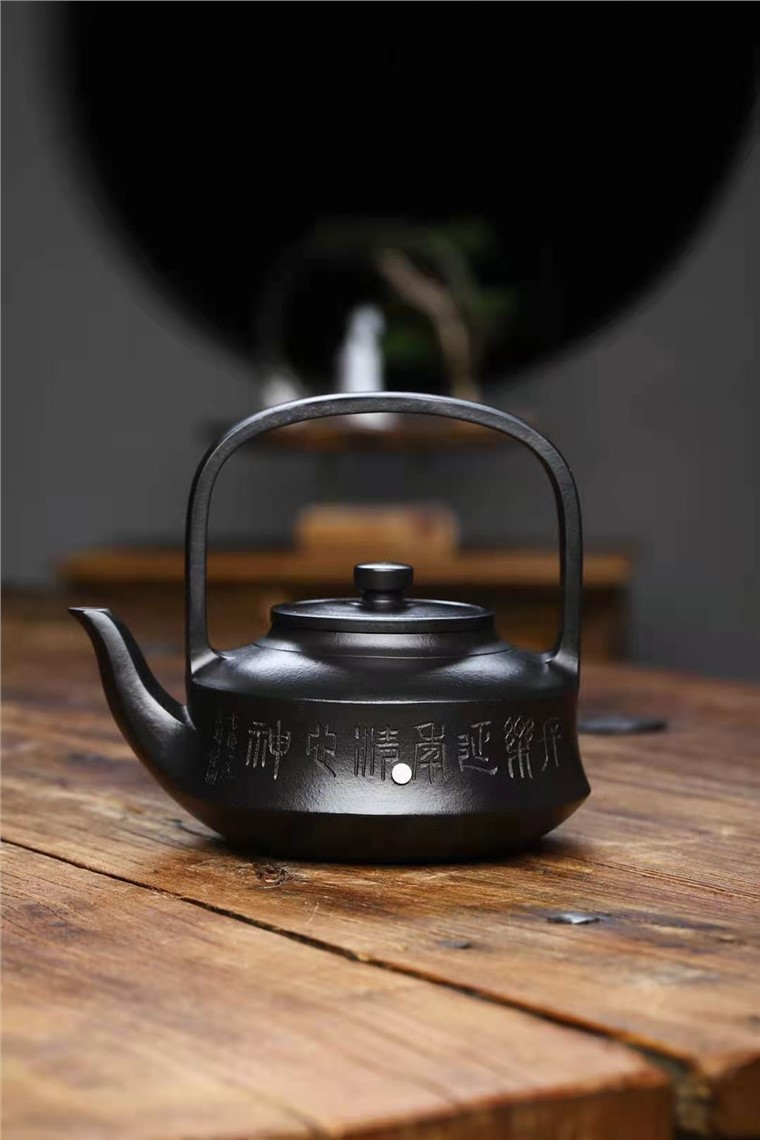 成梅英作品 提壁图片