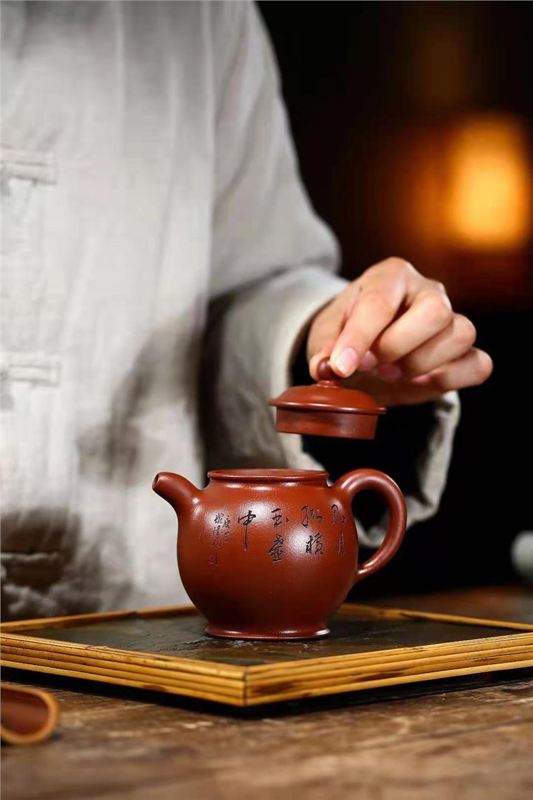 庄其芳作品 宫灯图片