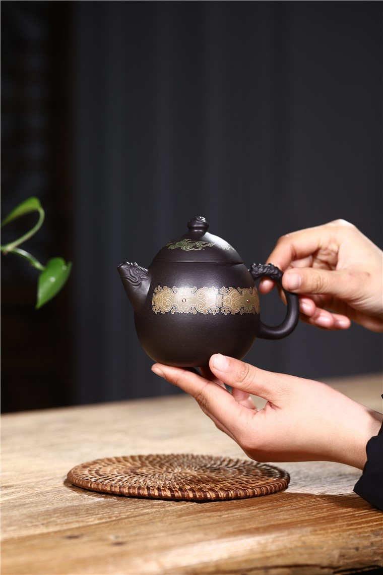 范君浩作品 龙蛋图片