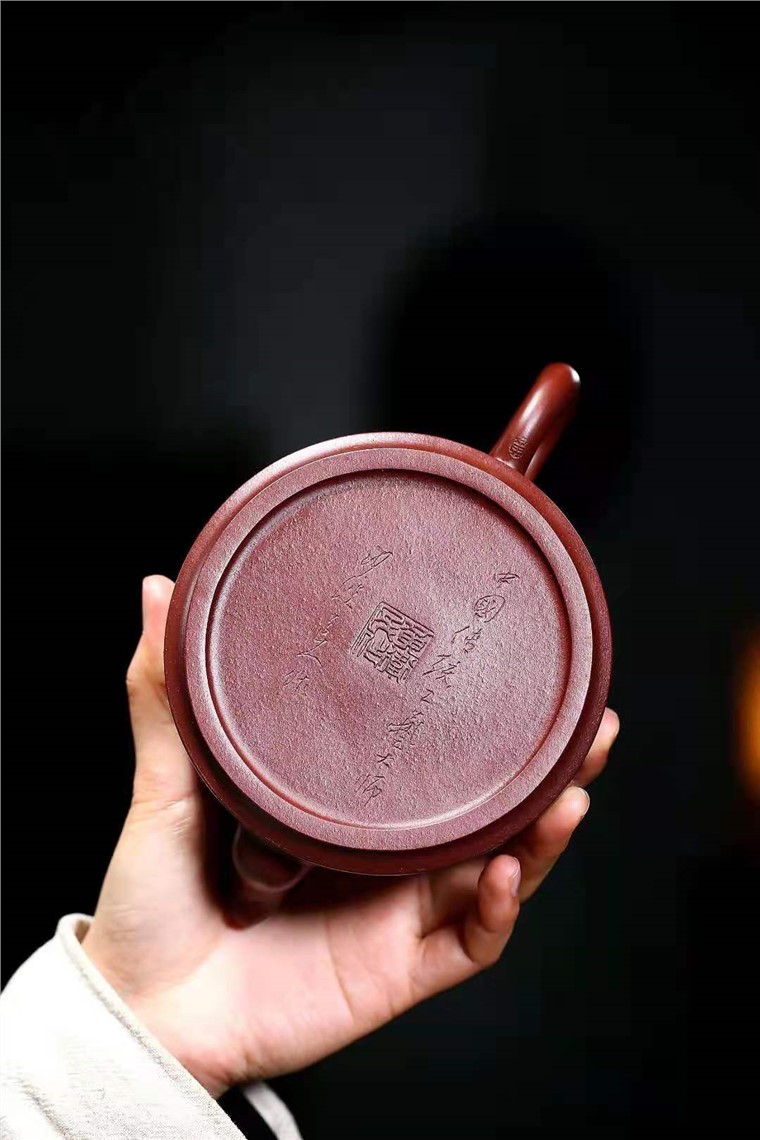 黄卫民作品 牛气冲天图片