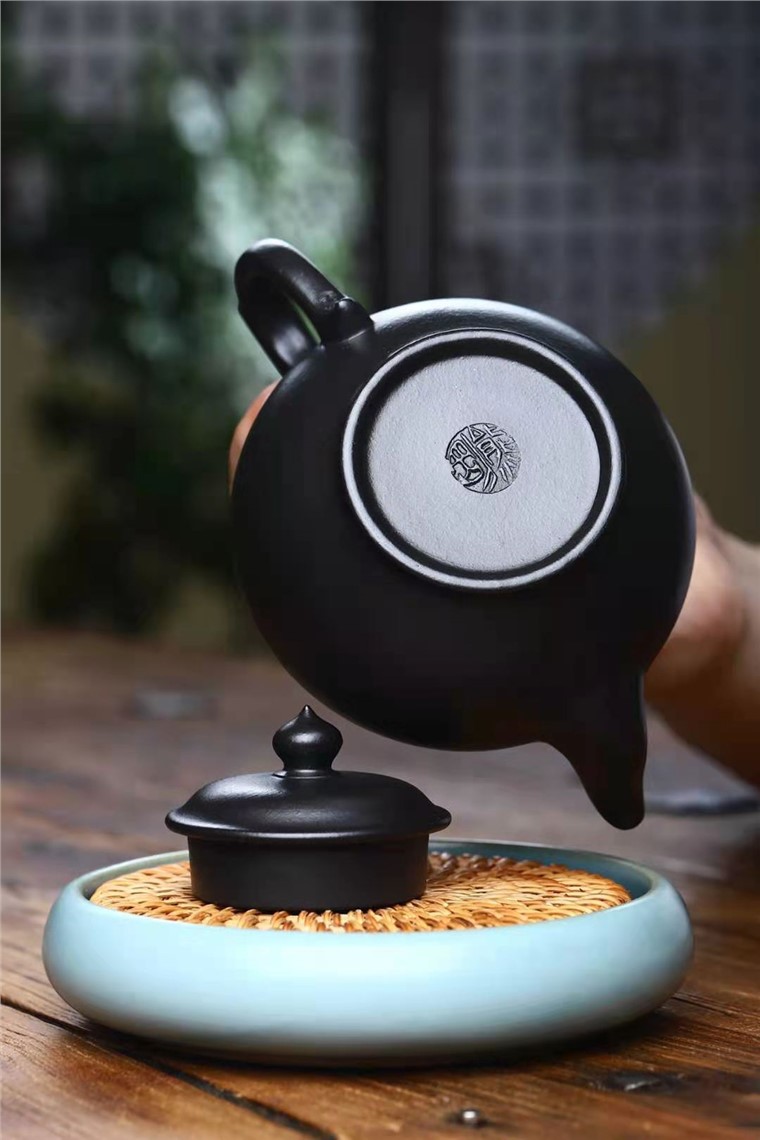 成梅英作品 笑樱图片