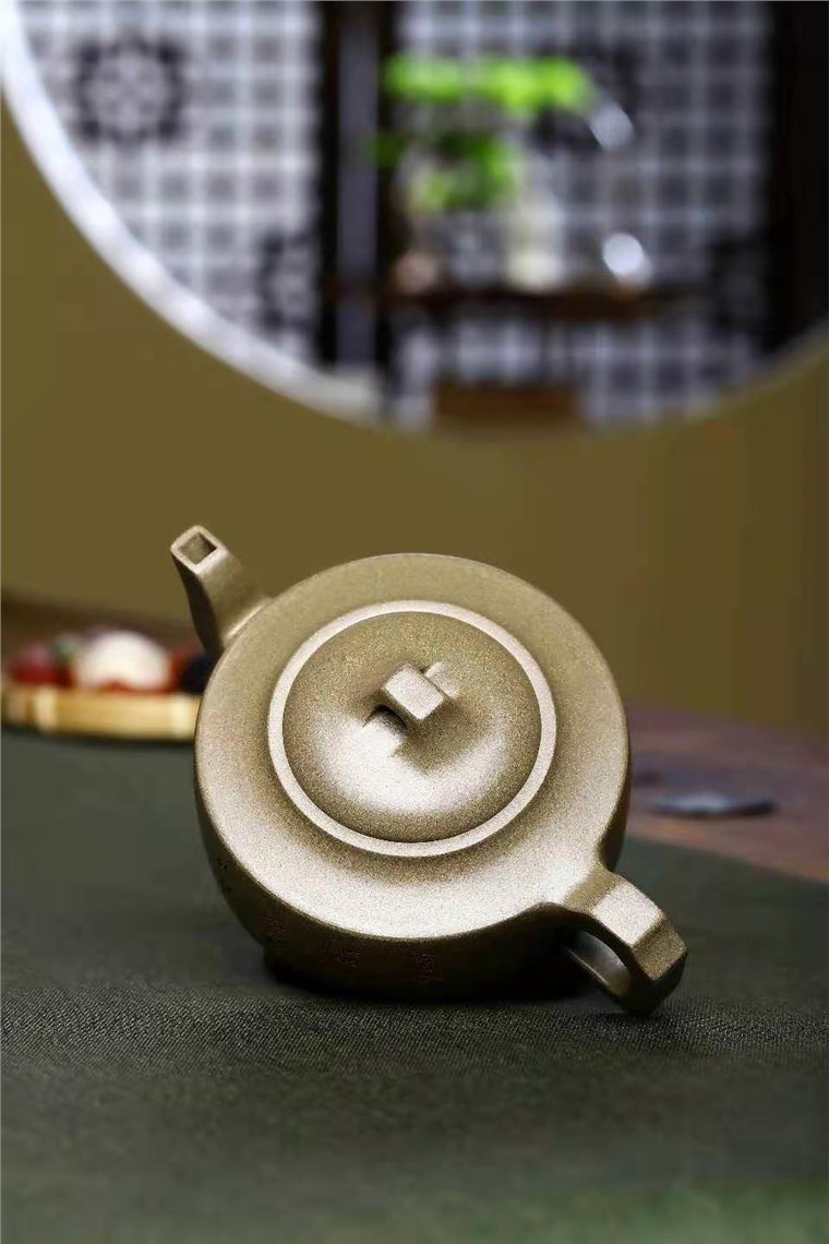 朱正琴作品 蟹壳青图片
