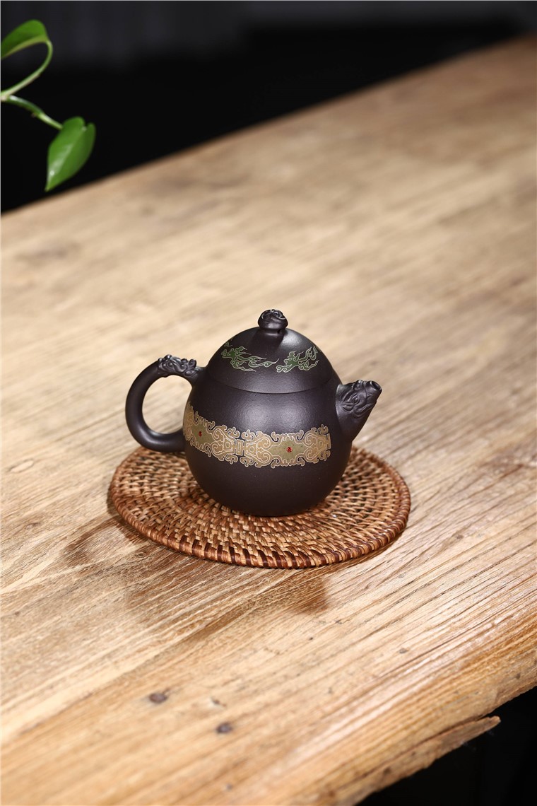 范君浩作品 龙蛋图片